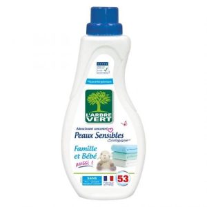 Adoucissant Concentré Peau Sensible Famille et Bébé L&rsquo;Arbre vert 800 ml